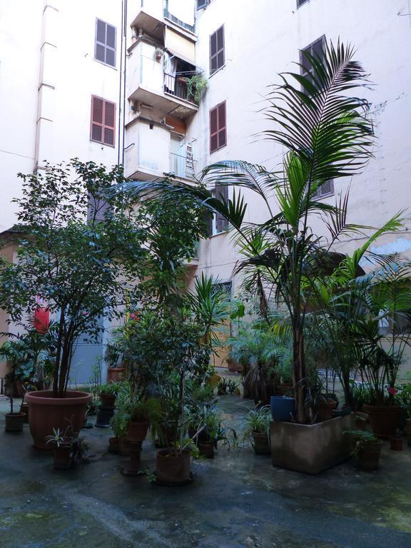 Between Termini & Colosseo 罗马 外观 照片